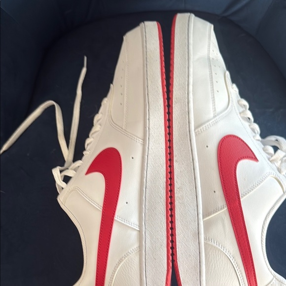 Nike Men's Cream and Red shoes - Picture 5 of 5